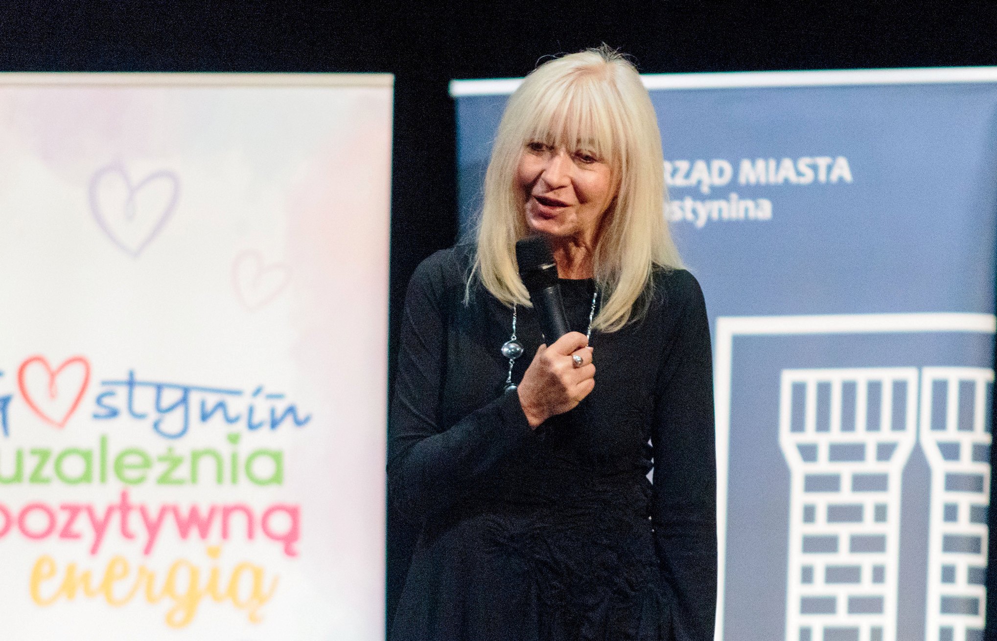 Gostynin miejscem mocy bez przemocy – spotkanie z sędzią Anną Marią Wesołowską