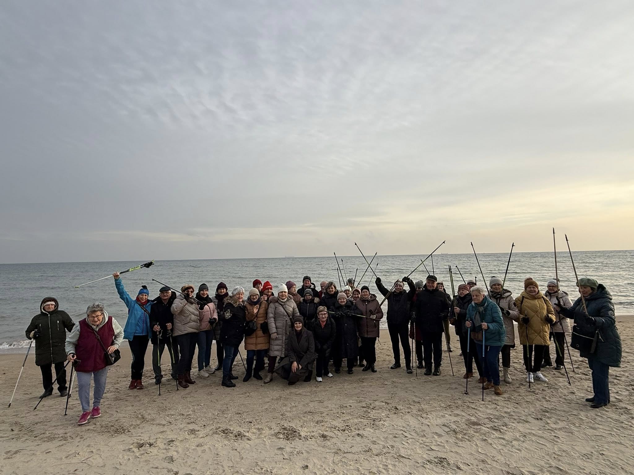 Aktywny Senior Gostynina – Spartakiada i wyjazd do Trójmiasta pełne energii i uśmiechu