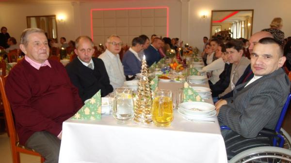 Integracja i Wspólnota: Uroczysta Wigilia PŚDS i WTZ w Gostyninie